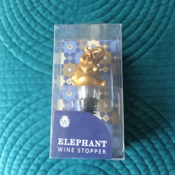 NEW Gold Elephant Wine Stopper by Wild Eye Designs New in Box - Picture 3 of 3